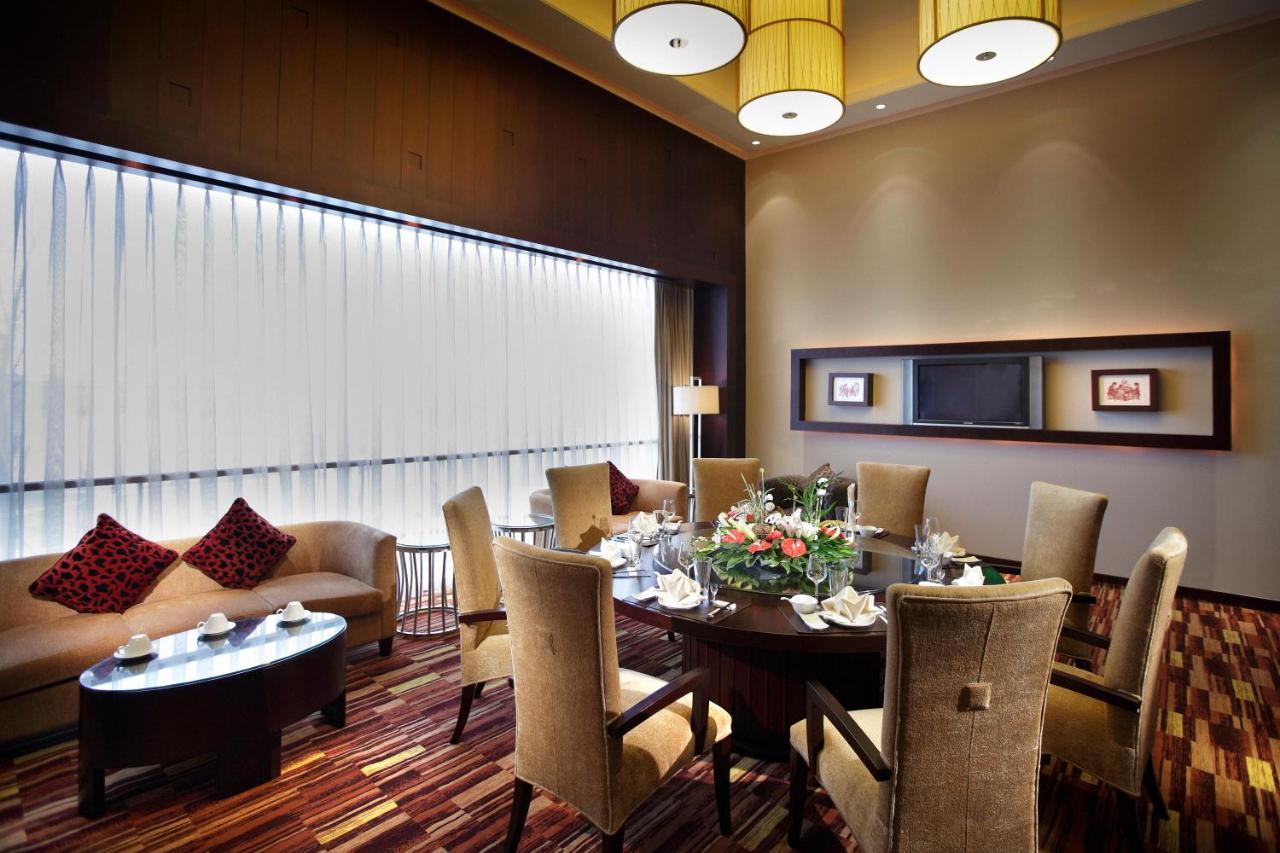 Holiday Inn Chengdu Century City - East, An Ihg Hotel Exterior foto